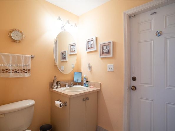 11680 SW 92nd St, Miami FL 33176