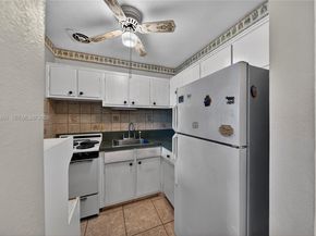 331 E Mcnab Rd 226, Pompano Beach FL 33060