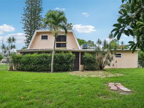 126 Barcelona Dr, Royal Palm Beach FL 33411