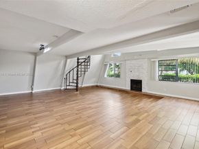 126 Barcelona Dr, Royal Palm Beach FL 33411