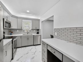 4164 NW 90th Ave 201, Coral Springs FL 33065