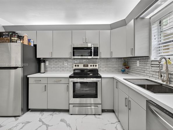 4164 NW 90th Ave 201, Coral Springs FL 33065