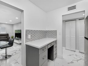 4164 NW 90th Ave 201, Coral Springs FL 33065