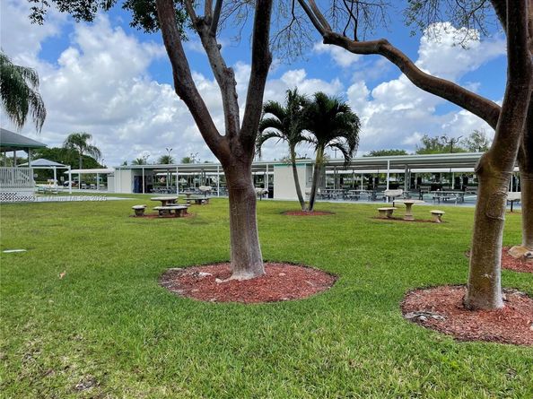 3033 Berkshire B 3033, Deerfield Beach FL 33442