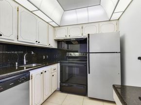 310 Mansfield H 310, Boca Raton FL 33434