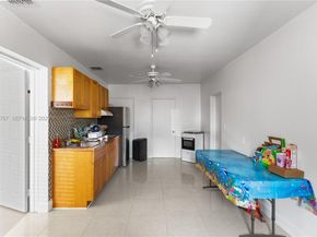 45 NE 186th Ter, Miami FL 33179