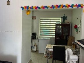 67 NW 34th St, Miami FL 33127