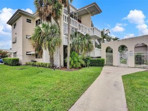 141 NE 10th Ave 27A, Hallandale Beach FL 33009