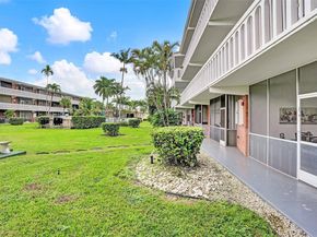 141 NE 10th Ave 27A, Hallandale Beach FL 33009