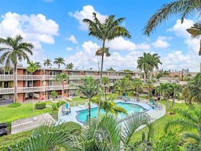 141 NE 10th Ave 27A, Hallandale Beach FL 33009