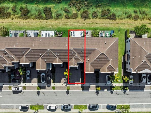20544 NE 5th Pl, Miami FL 33179