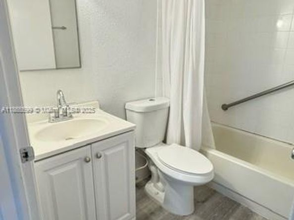 10390 SW 154th Cir Ct 78, Miami FL 33196
