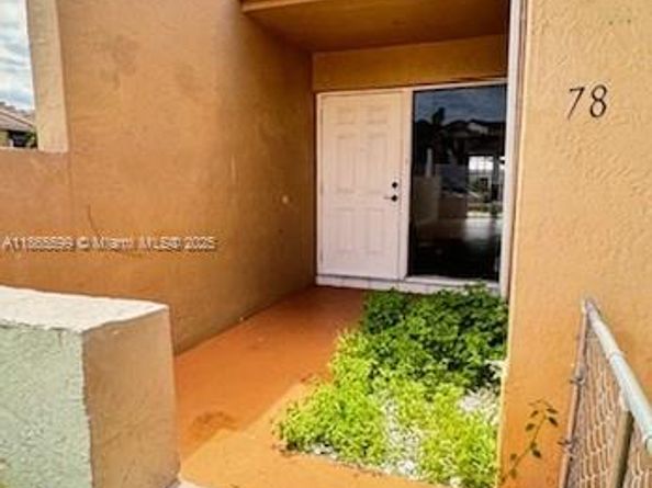 10390 SW 154th Cir Ct 78, Miami FL 33196
