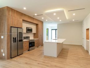 847 SW 29th St, Fort Lauderdale FL 33315