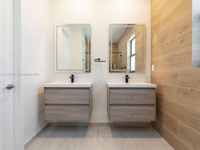 847 SW 29th St, Fort Lauderdale FL 33315