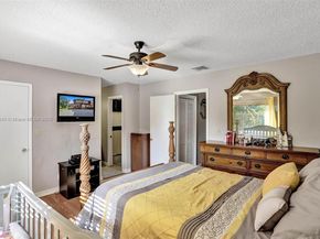 1233 Hampton Blvd, North Lauderdale FL 33068