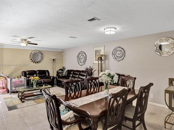 1233 Hampton Blvd, North Lauderdale FL 33068