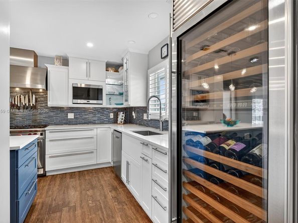 2131 NE 15th Ter, Wilton Manors FL 33305