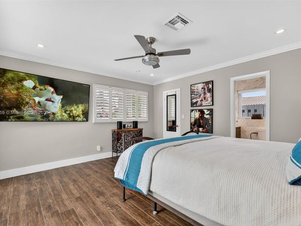 2131 NE 15th Ter, Wilton Manors FL 33305