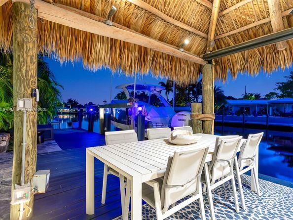 2131 NE 15th Ter, Wilton Manors FL 33305