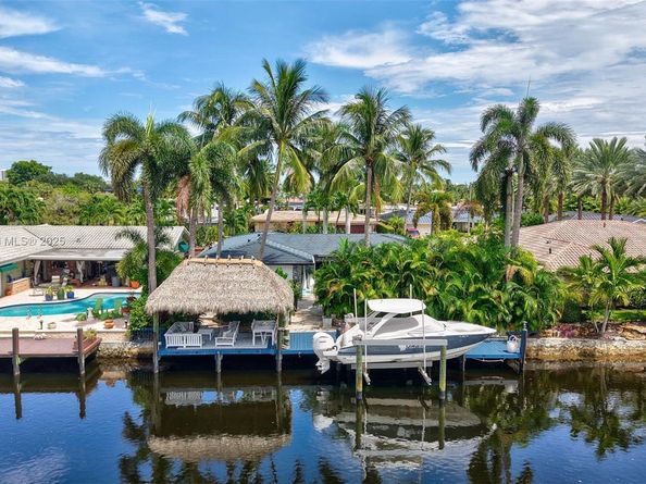 2131 NE 15th Ter, Wilton Manors FL 33305
