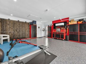 2131 NE 15th Ter, Wilton Manors FL 33305