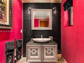 34 W Dilido Dr, Miami Beach FL 33139