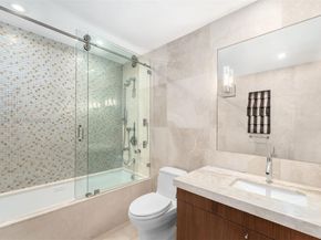 34 W Dilido Dr, Miami Beach FL 33139