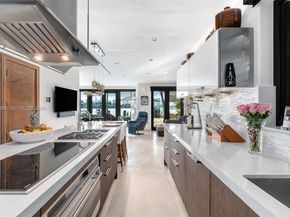 34 W Dilido Dr, Miami Beach FL 33139