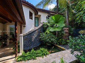 34 W Dilido Dr, Miami Beach FL 33139