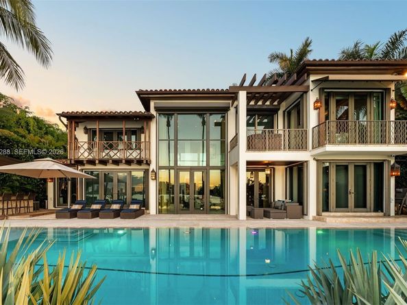 34 W Dilido Dr, Miami Beach FL 33139