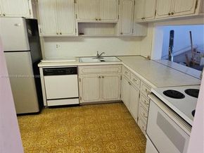 Undisclosed Address #A11863933, Hallandale Beach FL 33009