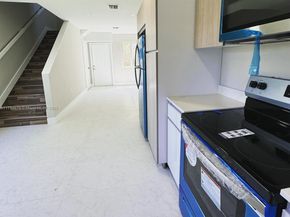 728 NW 2nd Ave, Fort Lauderdale FL 33311
