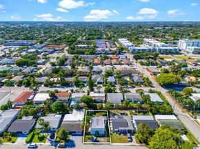 1517 N K St, Lake Worth FL 33460