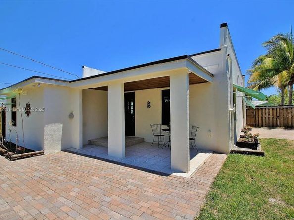 1517 N K St, Lake Worth FL 33460