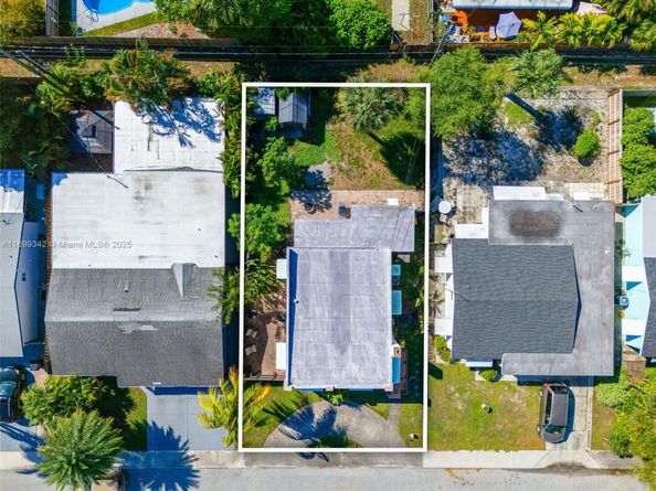 1517 N K St, Lake Worth FL 33460