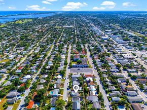 1517 N K St, Lake Worth FL 33460