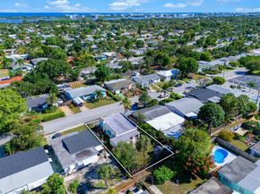 1517 N K St, Lake Worth FL 33460