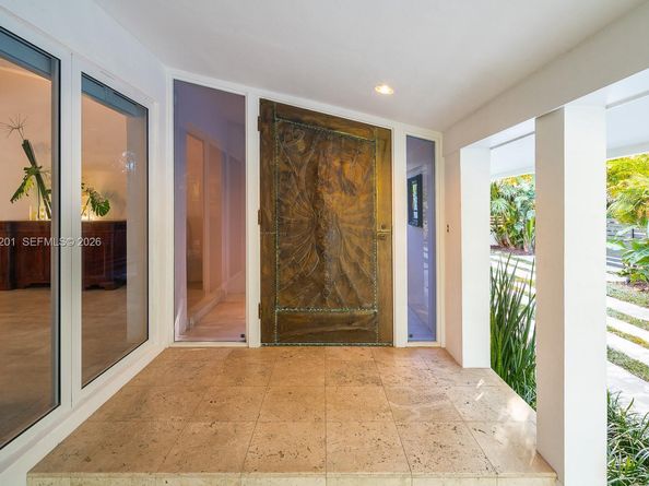 5907 Riviera Dr, Coral Gables FL 33146