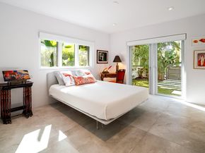 5907 Riviera Dr, Coral Gables FL 33146