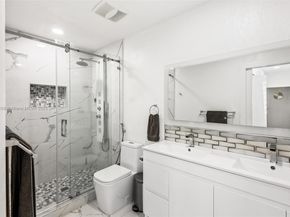 9365 SW 44th St, Miami FL 33165
