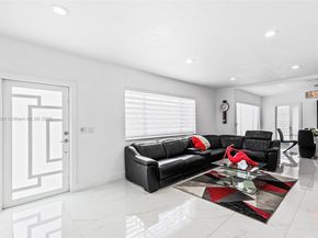 9365 SW 44th St, Miami FL 33165