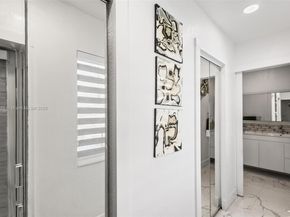 9365 SW 44th St, Miami FL 33165