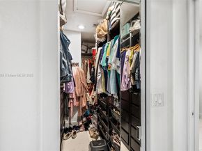 9365 SW 44th St, Miami FL 33165