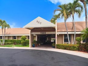 175 Lake Susan Lane, West Palm Beach FL 33411