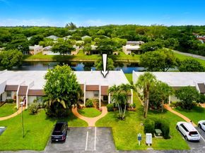 175 Lake Susan Lane, West Palm Beach FL 33411