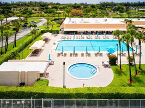175 Lake Susan Lane, West Palm Beach FL 33411