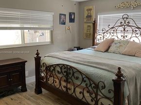 784 Pennsylvania ave., Fort Lauderdale FL 33312