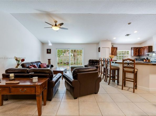 15025 SW 141st Ct, Miami FL 33186