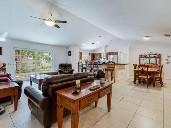15025 SW 141st Ct, Miami FL 33186